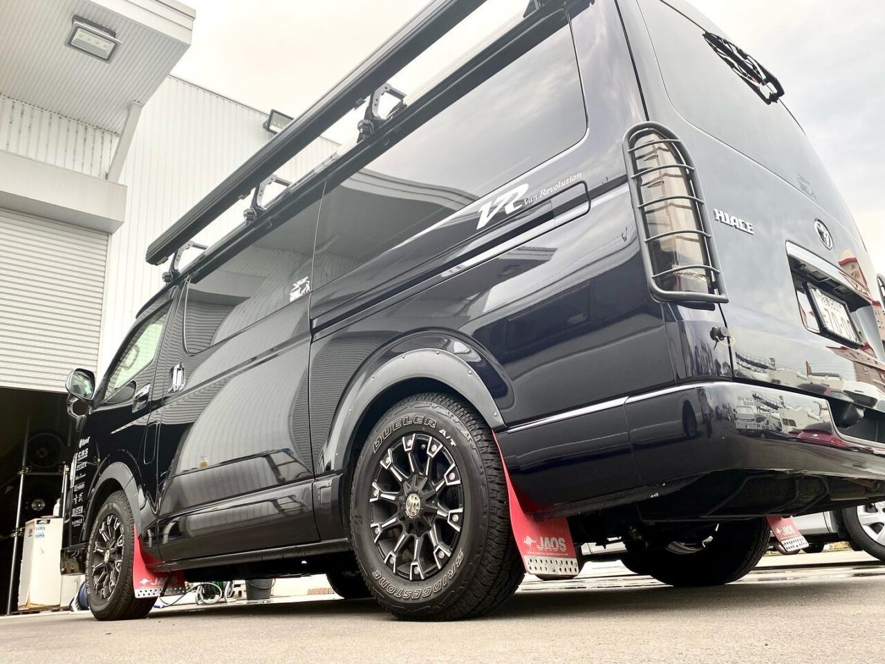 28年式ハイエース Van Revolution入庫中!
四駆のフルカスタム、8ナンバーになります 写真撮り次第順次ご紹介していきます!
:
:
:
オートサイト
TEL0582149905 #ハイエース #四駆 #フルカスタム #VRシリーズ #オフロード #車中泊 #キャンプ #アウトドア #キャンピングカー #カスタムハイエース #ドライブ #専門店 #岐阜